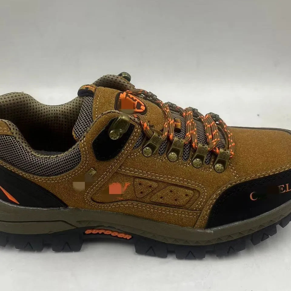 Men's outdoor hiking shoes with non-slip rubber sole, synthetic leather upper, lace-up closure, in Black and Red colour
