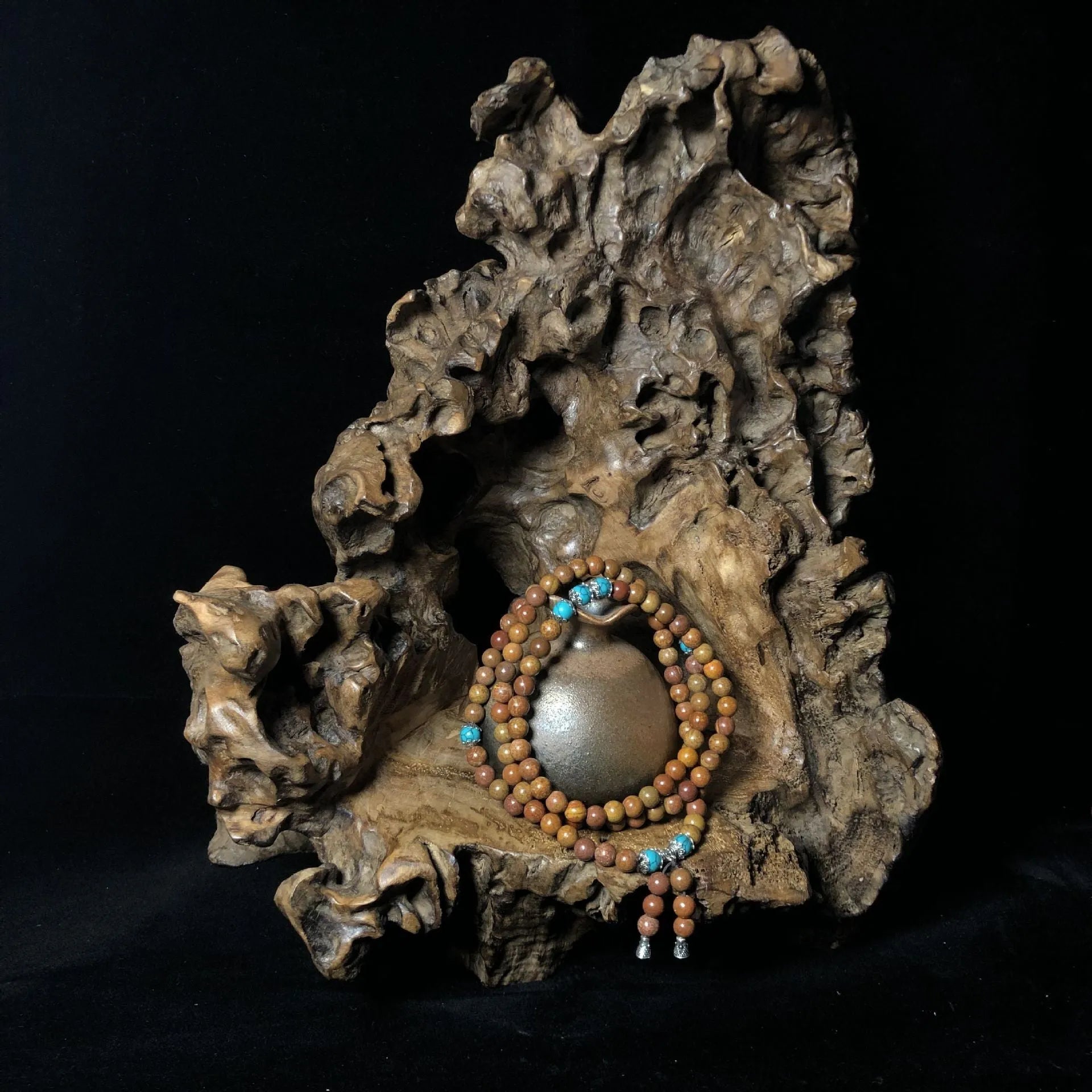 Hand-polished Lvzhu stone bracelet with 108 geometric beads measuring 5-6mm diameter
