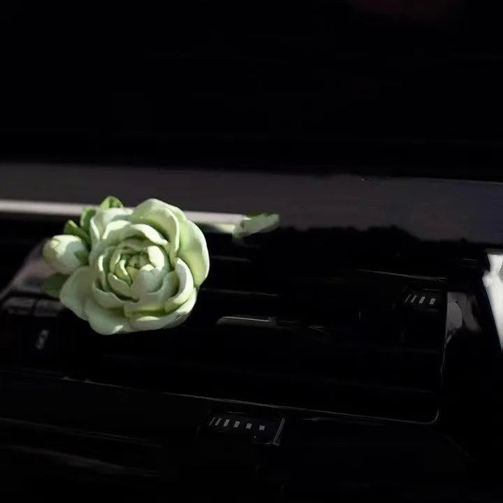 Jasmine solid car perfume diffuser on air vent with 5 * 4.5 cm gypsum unit and essential oil bottle