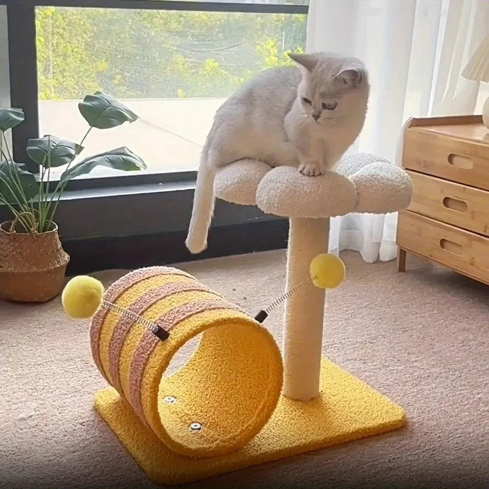 Yellow Bee-shaped cat climbing frame with sisal scratching post and fabric tunnel