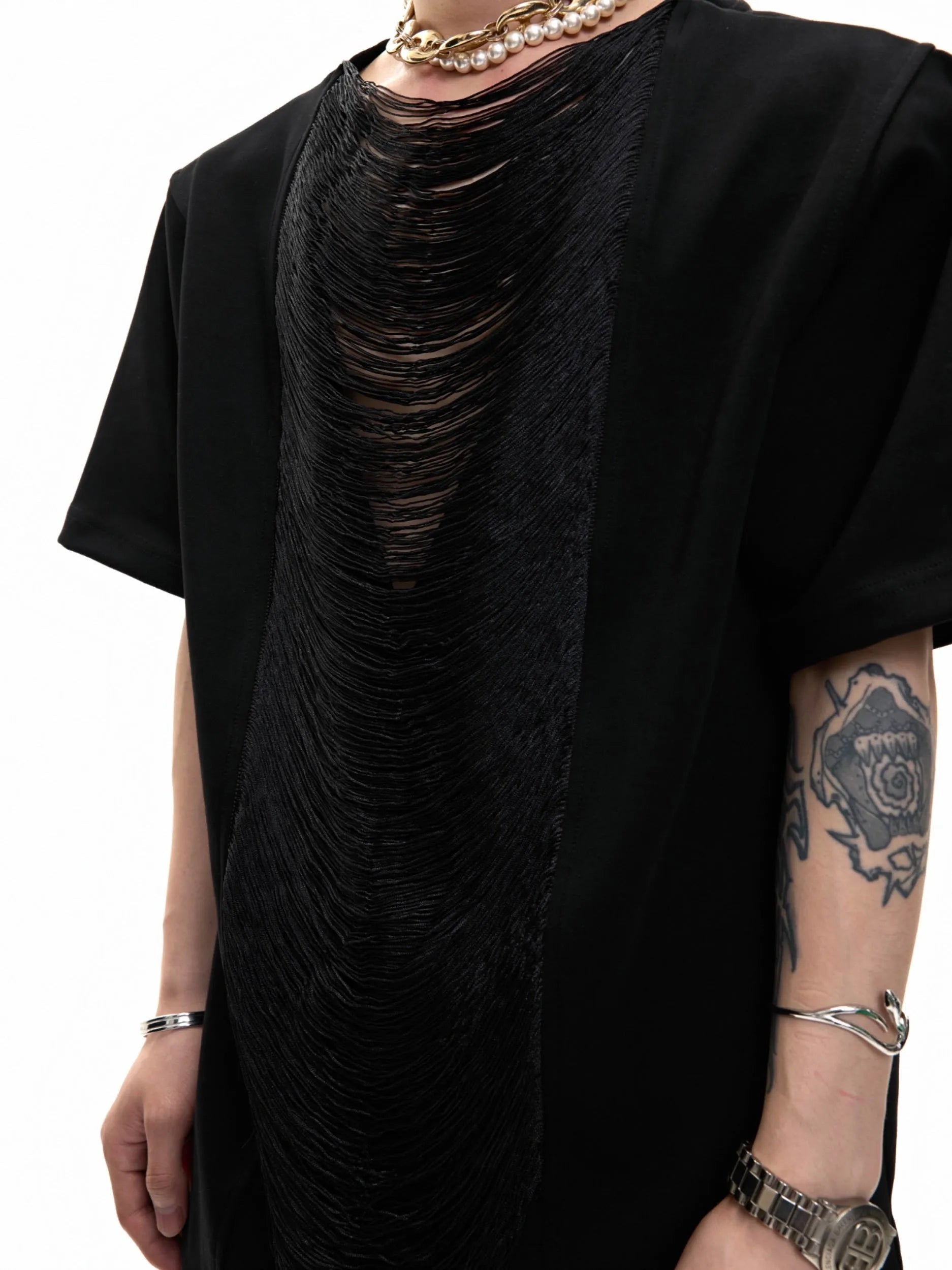 Black men's loose t-shirt with a hollow-out V-neck and short sleeves featuring a tassel detail.