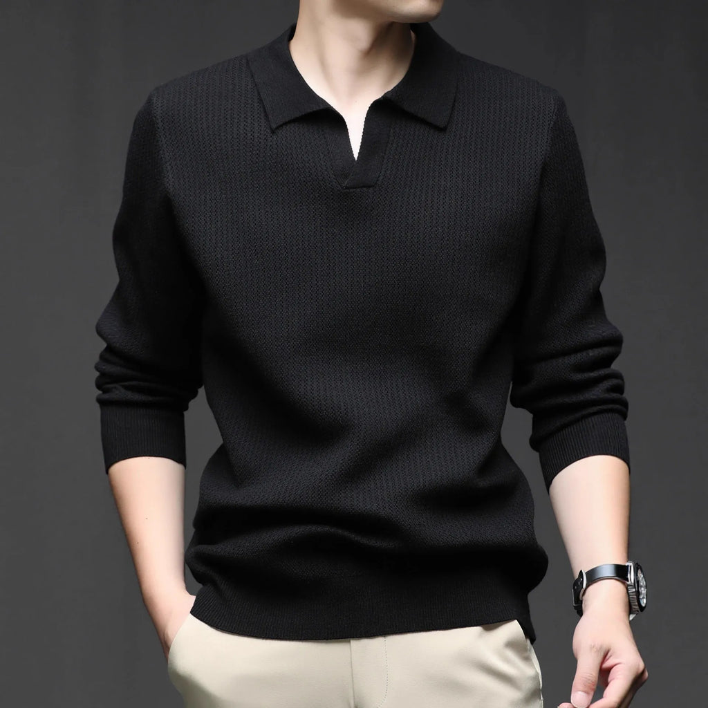 Men's loose-fit casual pullover sweater in a polyester, viscose and nylon blend, shown in green colour.
