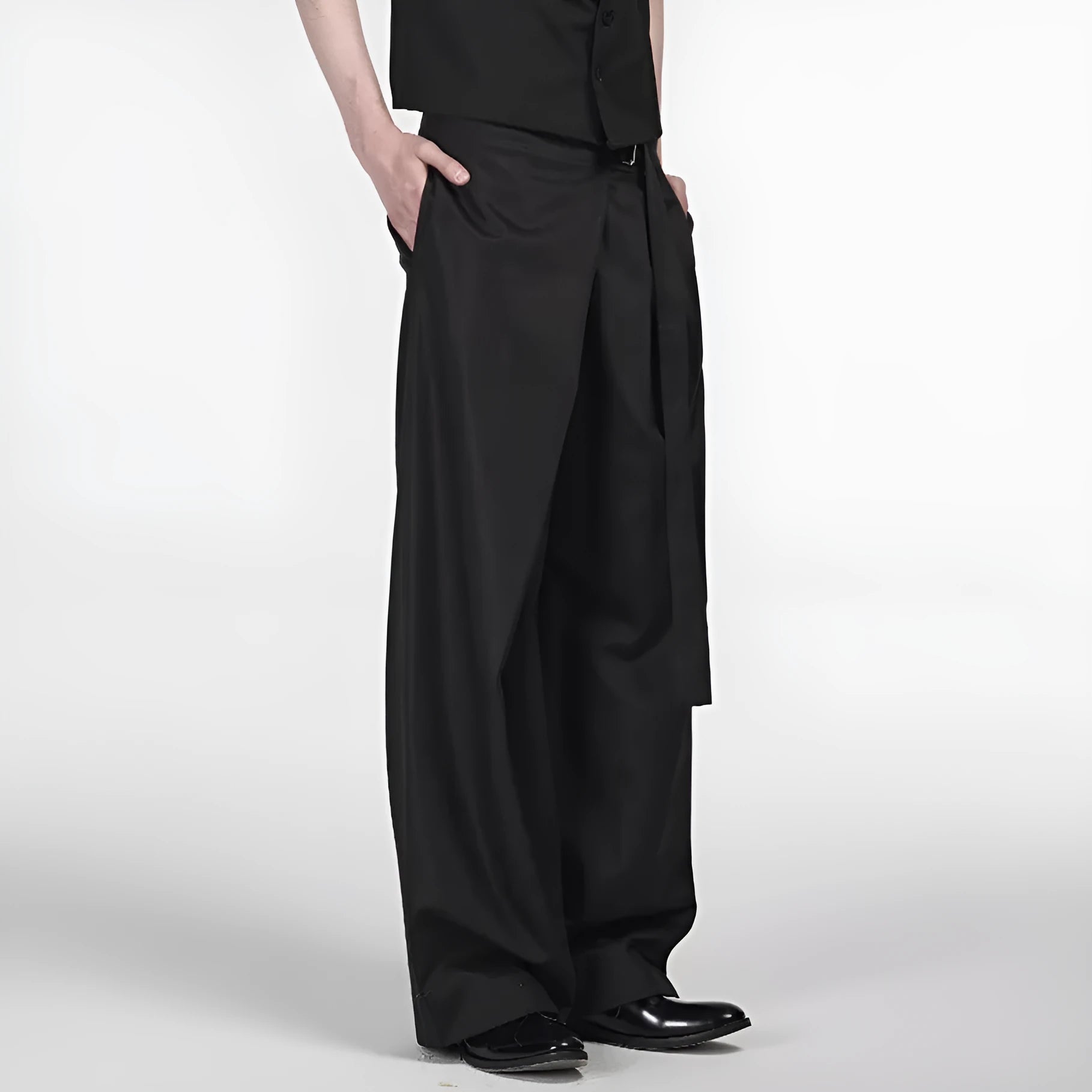 Black straight-leg trousers with adjustable waist and single pleat design in Tencel cotton blend fabric