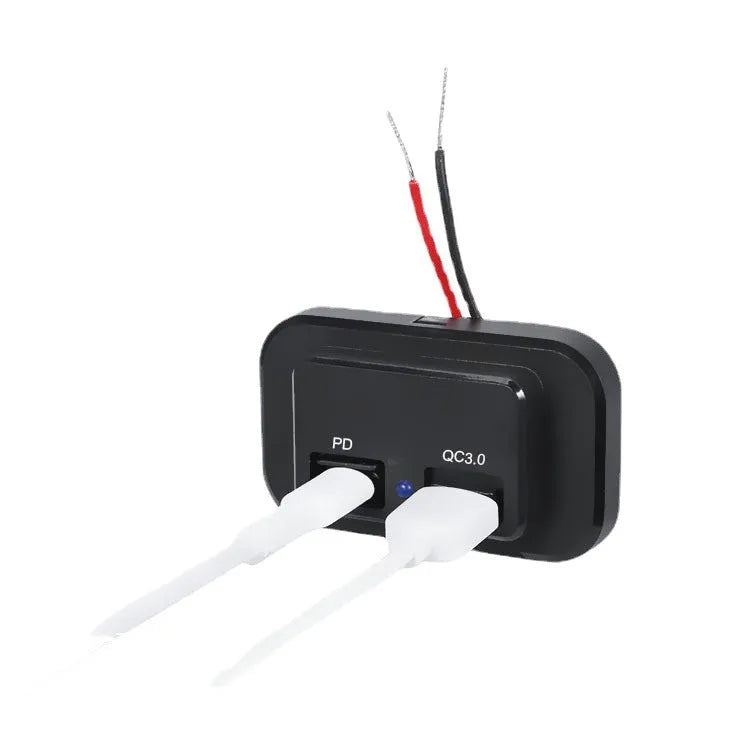Black QC3.0 and PD car charger with USB-C interface for 36W fast charging in vehicles