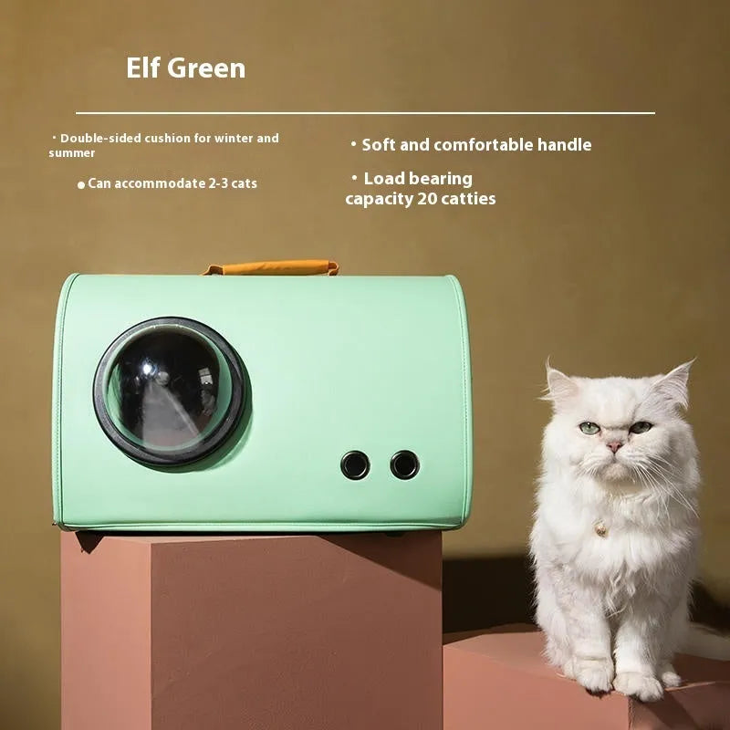 Outdoor portable pet bag for cats and small dogs with 50cm dimensions and 10kg capacity