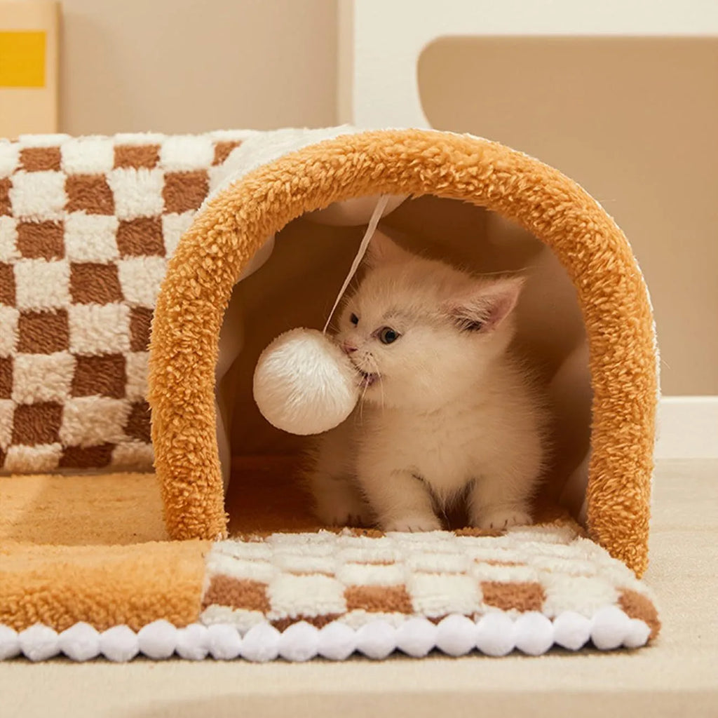 Fan-shaped plush pet bed with integrated tunnel for dogs and cats