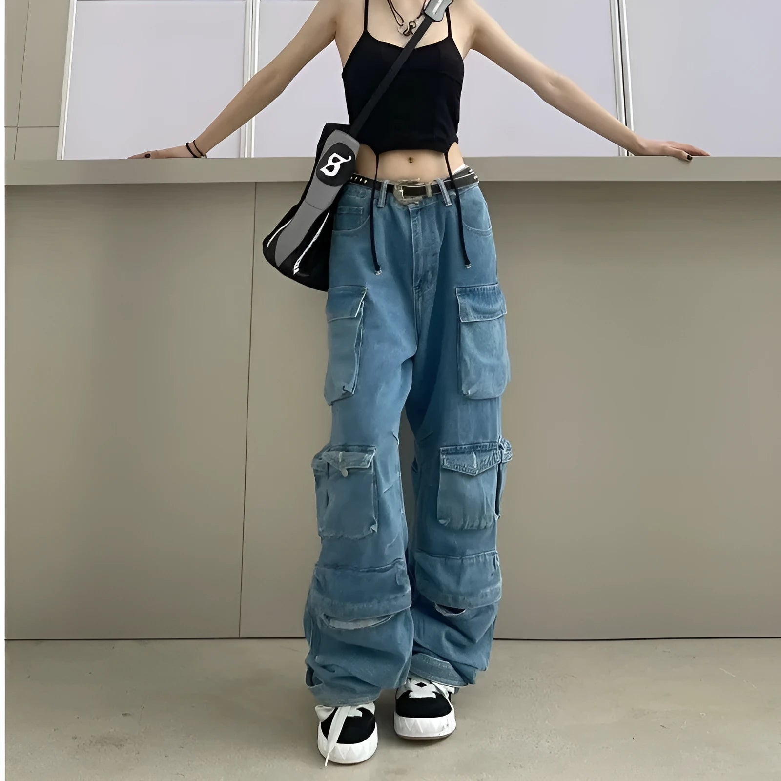 Women's high waist wide leg jeans with multiple pockets in street hipster style