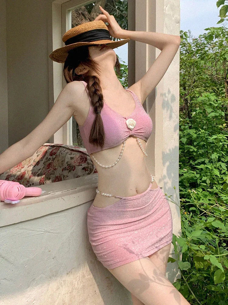 Black and pink three-piece bikini swimsuit set with polyester fabric for swimming and hot springs