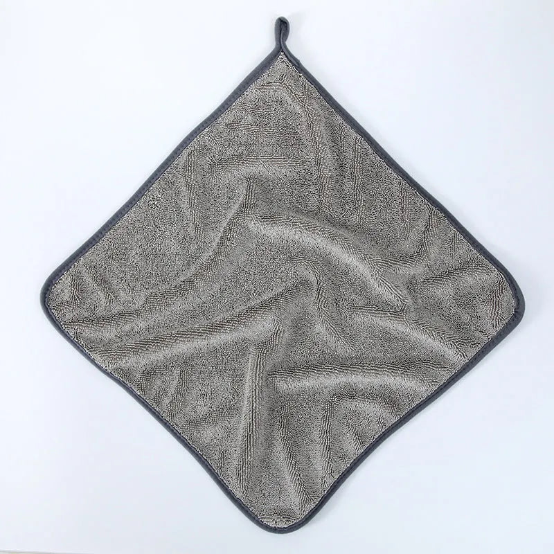 Twisted braid car cleaning towel for glass washing and automotive detailing in grey with red edge trim