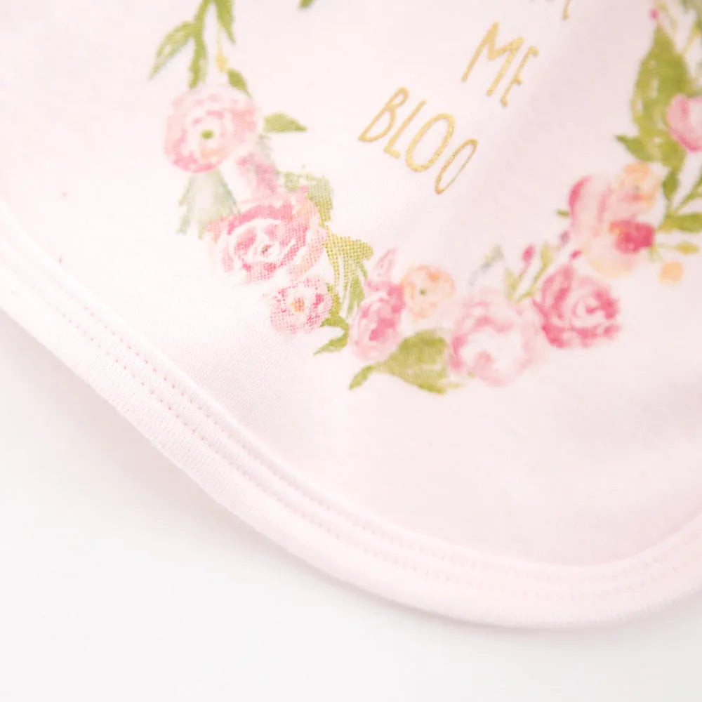 Baby bib with 3 cotton drool towels for infants 0-1 years in two colour styles
