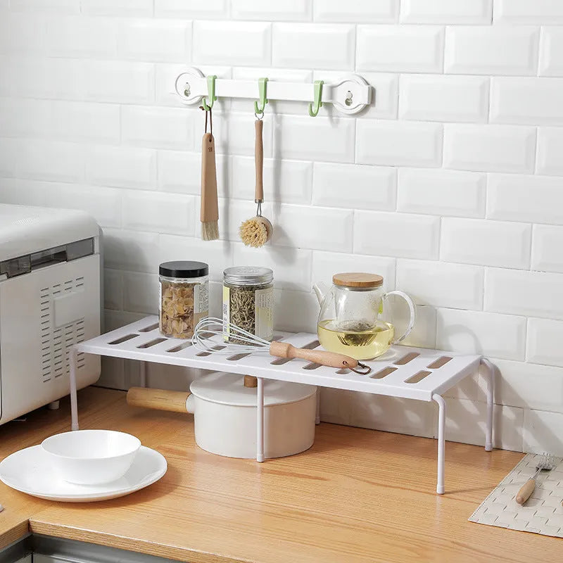 Telescopic plastic kitchen rack in white, adjustable height 36-69cm, floor-standing with Japanese style