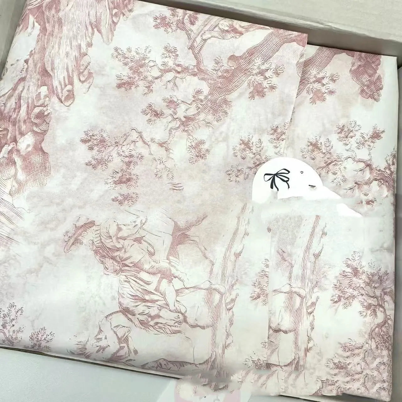 Mg tissue paper French Romance style in pink purple and green purple colours, 50x70cm sheet