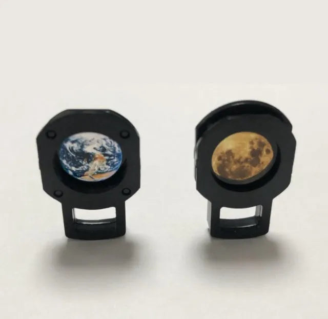 White ABS projection lamp with adjustable hose bracket projecting an image of the earth onto a wall.