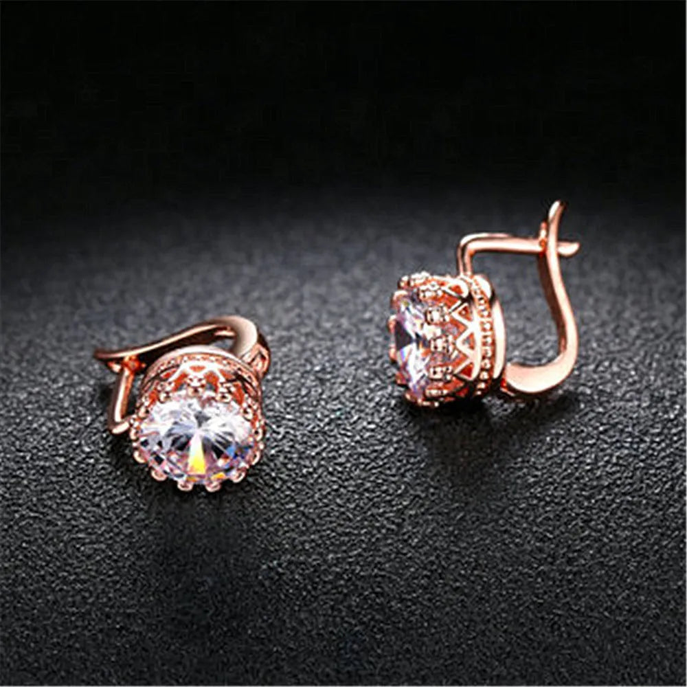 Korean retro style crown-shaped copper ear clips with studs, shown in rose gold and white gold colour options.