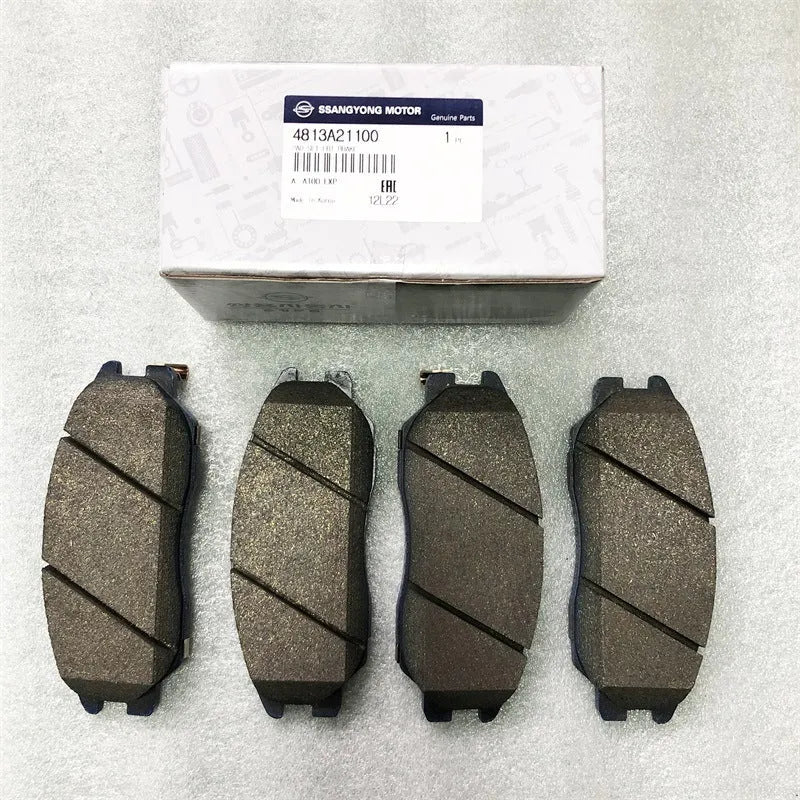 Aiteng Kyron Rester brake pad unit with metal backing plate, part numbers 4813009A10 and 4813008BA0