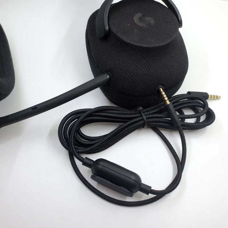 Black universal audio cable with copper wire core for digital headset connections