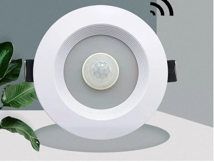 Aluminium infrared motion sensor LED downlight ceiling light for kitchens and hallways.