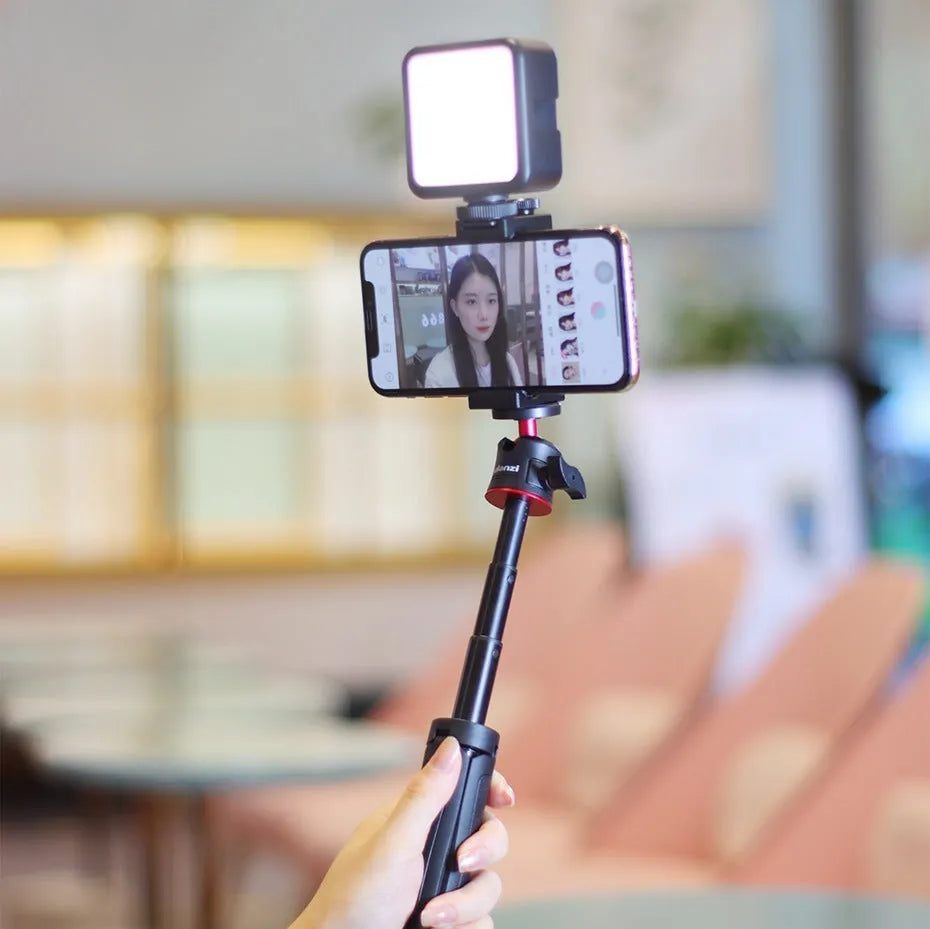 Combo 8 mobile phone vlog bracket set with adjustable stand and LED fill light for video recording