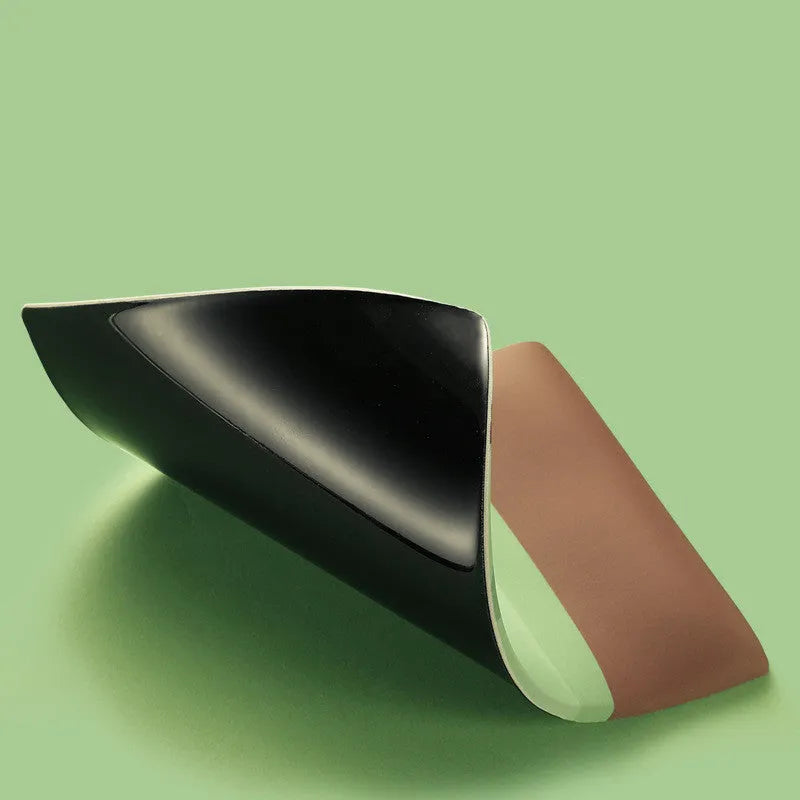 Kiwi-themed wrist support mouse pad with 20mm thick cushion measuring 270mm by 180mm