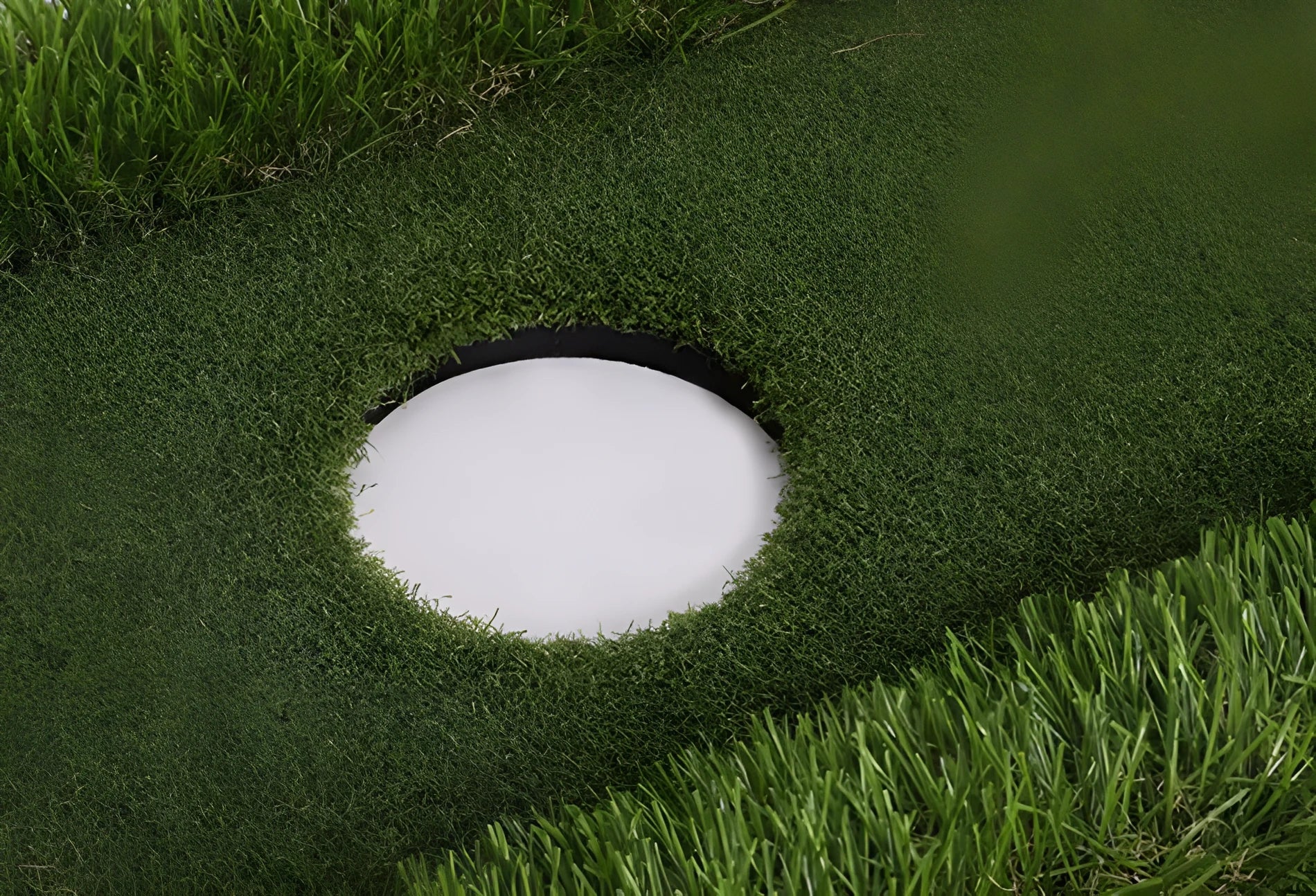Green golf training mat with PP grass surface on EVA base for indoor practice