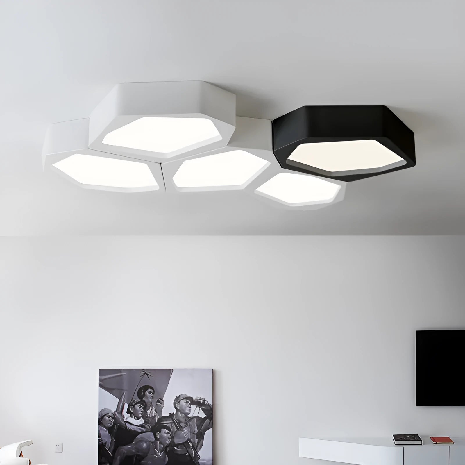 Geometric shaped LED ceiling light with black or white iron frame and remote control