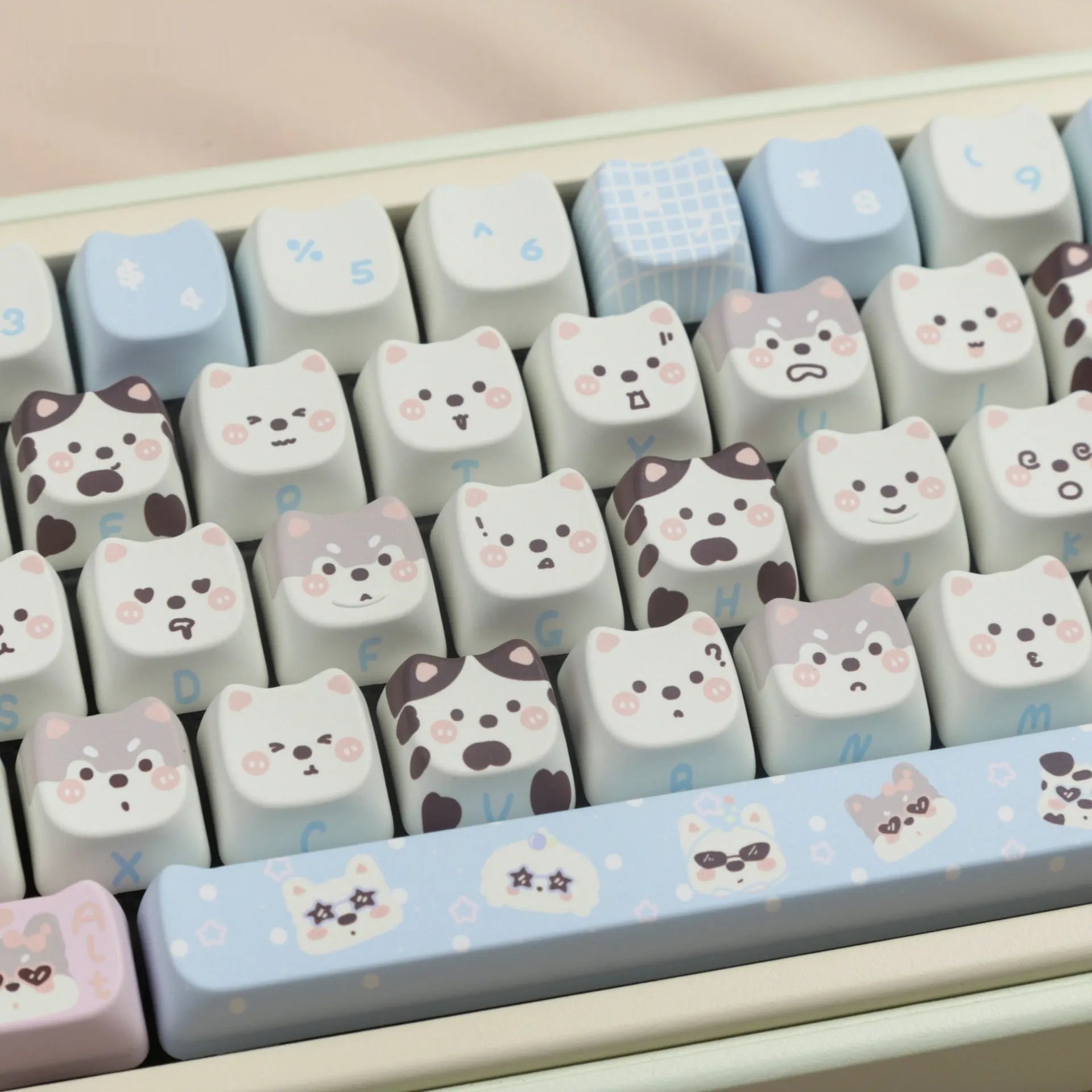 Complete set of 127 PBT key caps with sublimated cat and puppy designs for mechanical keyboard customisation