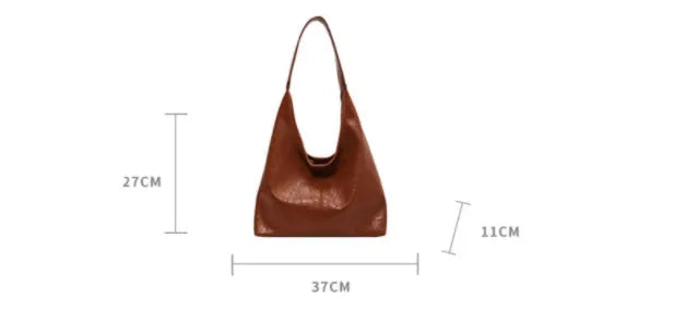Soft PU leather shoulder bag with sandwich pockets in five colour options