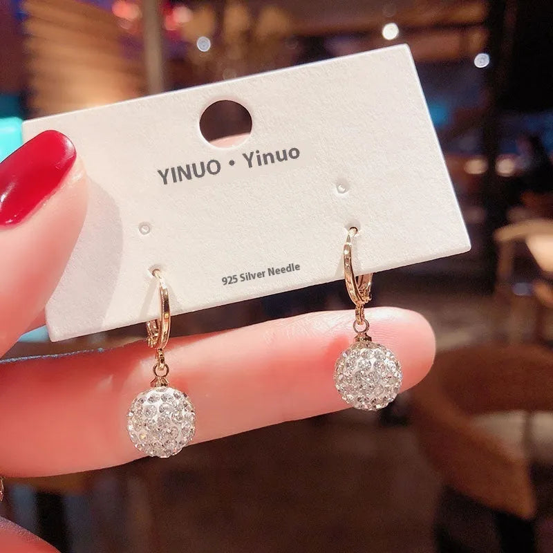 Geometric zircon earrings for women in electroplated copper with rose design elements