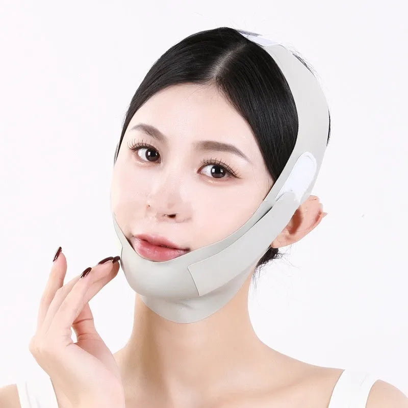 Small V face shaping mask with graphene 9.0 technology in purple and green colour options