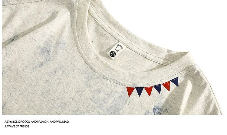 Grey loose-fit tie dye T-shirt with full printing paint design and short sleeves.