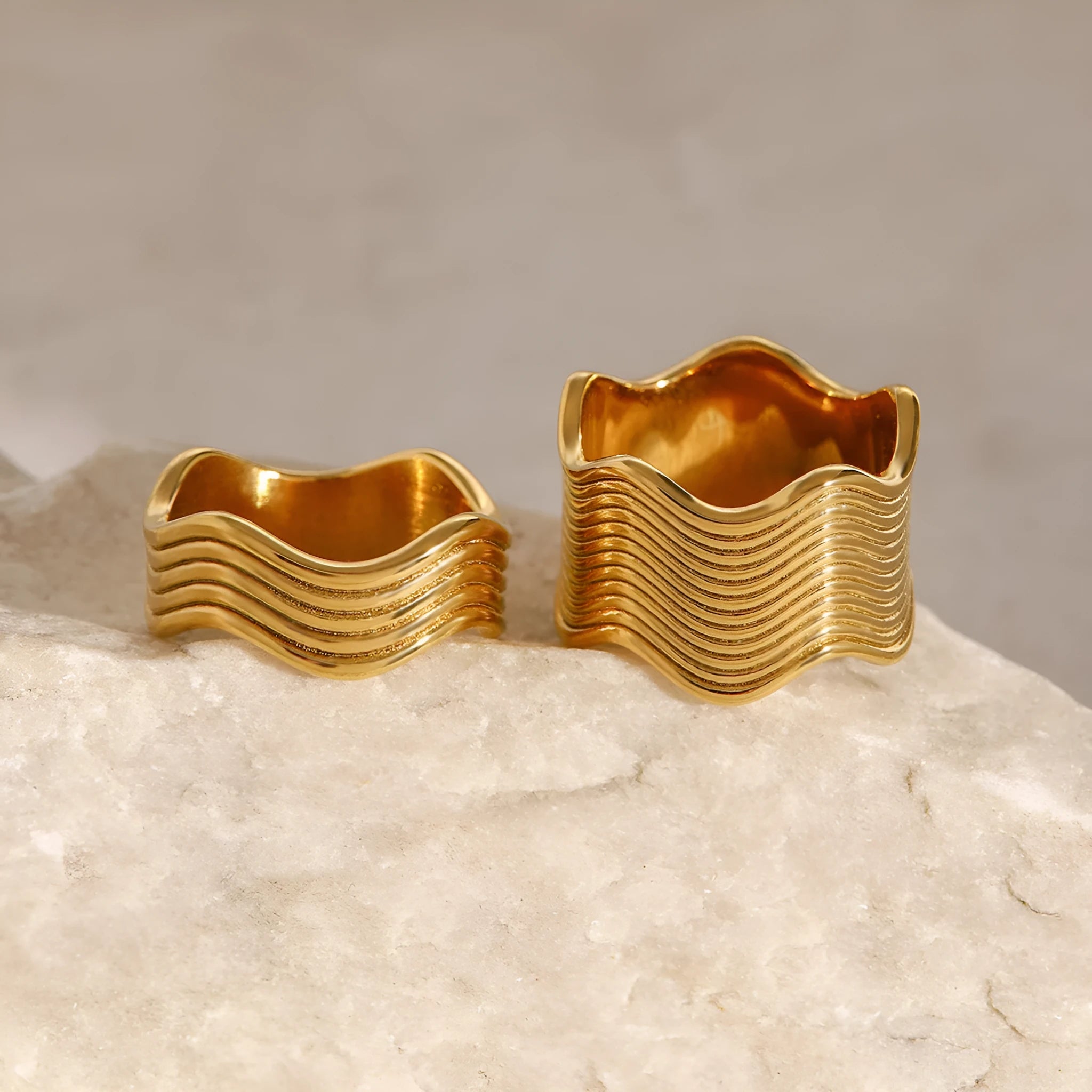 Stainless steel geometric wave ring with wide surface and electroplated finish