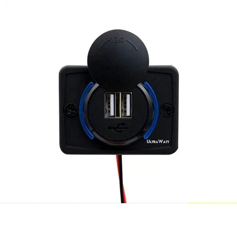 Black 12V car USB charger with 3.1A output for automotive modification