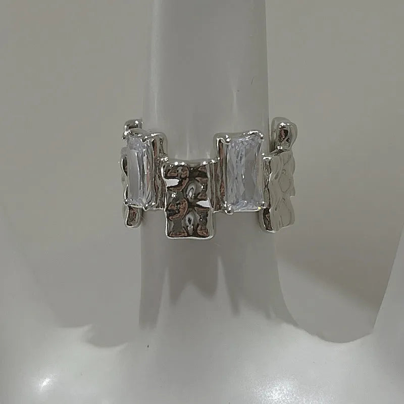 Silver geometric open ring with zircon stone in retro pastoral design