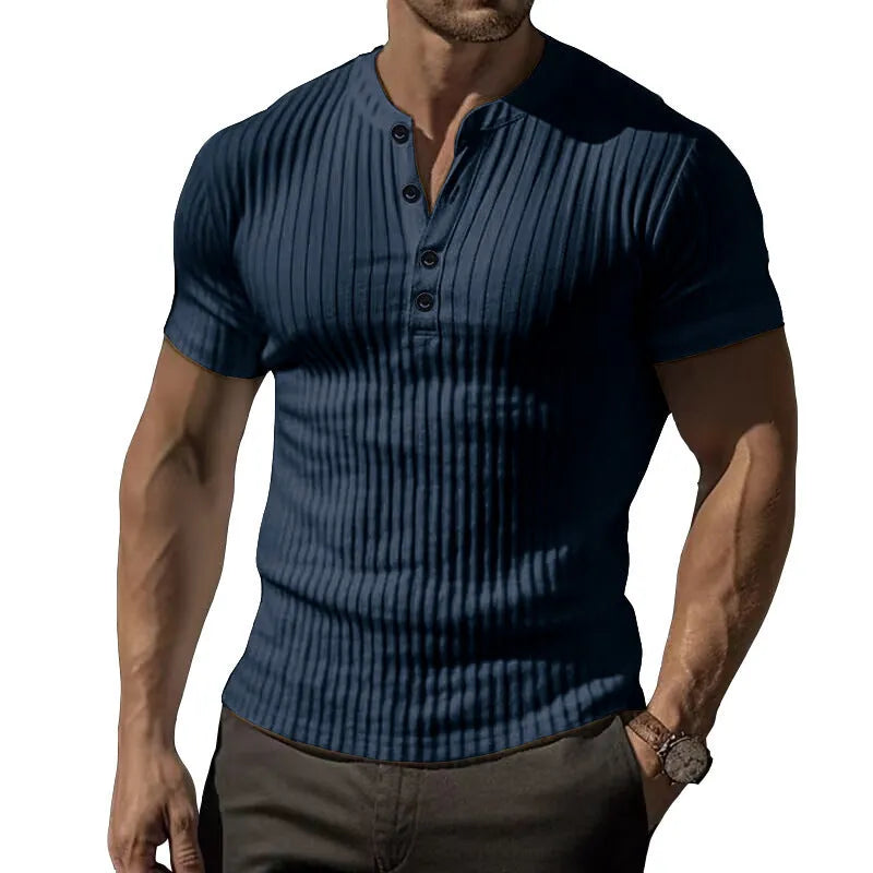 Men's slim-fitting sports muscle t-shirt in polyester fabric showing solid colour design
