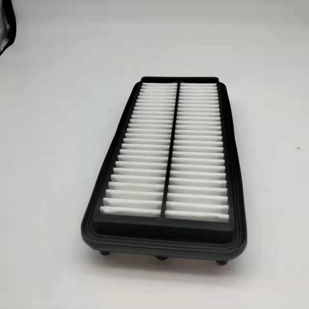 Black rectangular car air filter measuring 256mm by 113mm by 40mm for modern vehicles
