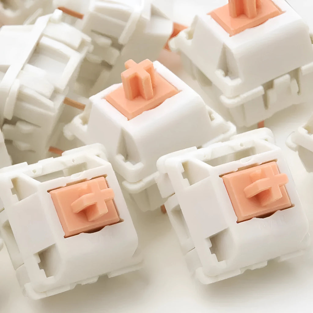 Single Panda mechanical keyboard switch with 5-pin design for DIY keyboard builds