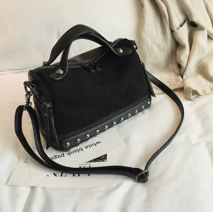 Soft PU women's casual tote shoulder bag with zip closure and shoulder straps