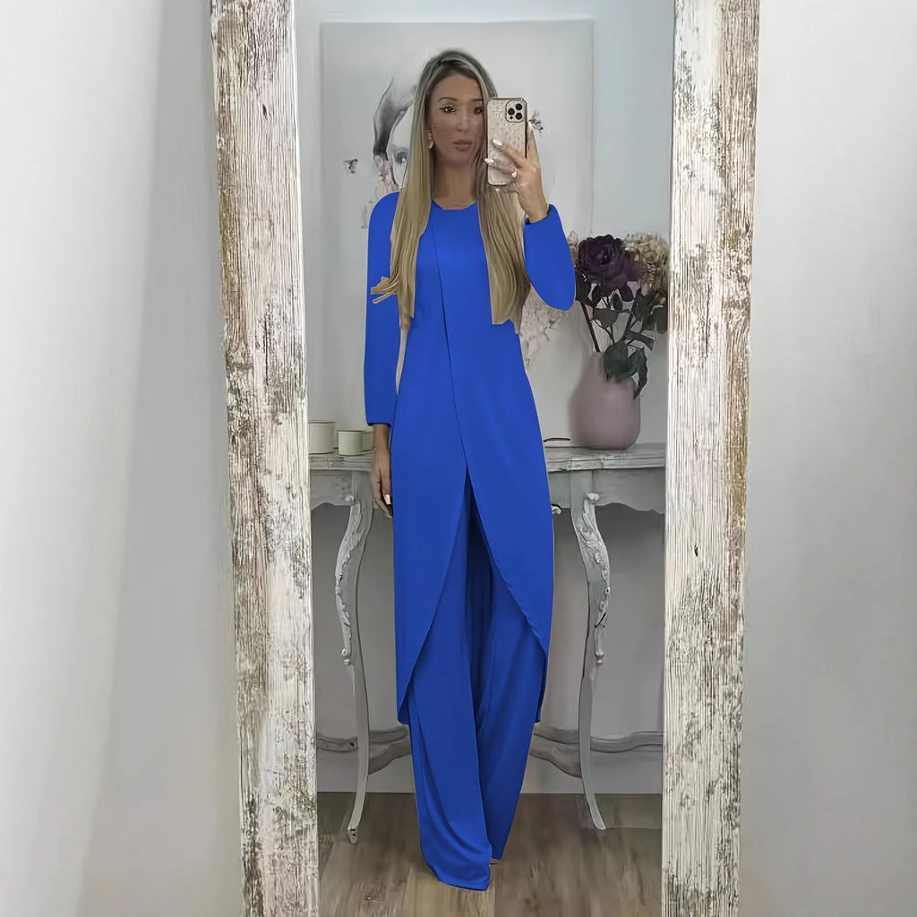 Black casual polyester two-piece tracksuit with long sleeves and trousers on a hanger
