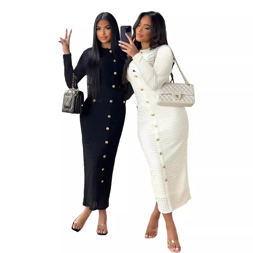 Black and white French retro slim fit knitted long-sleeved dress with button details.