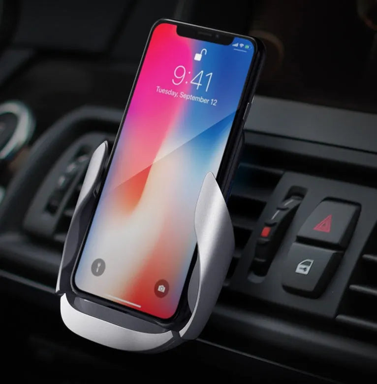 Car wireless charger phone holder black air outlet clip with phone mounted and charging