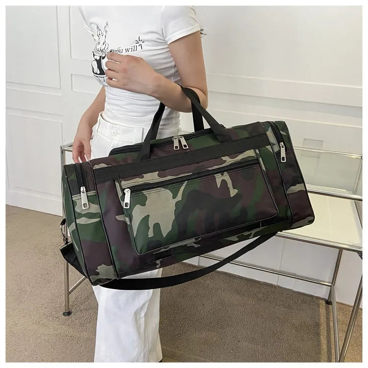 Camouflage pattern waterproof fabric luggage bag with striped polyester lining