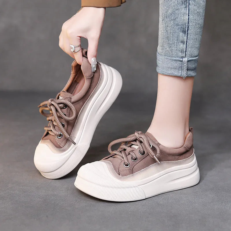 Women's full grain cow leather lace-up casual shoes with round toe in yellow and brown colours