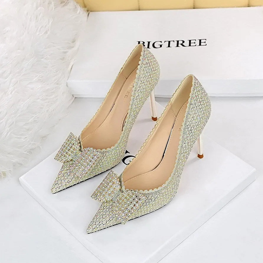 Women's princess wedding shoes with rhinestones and sequins, pointed toe stiletto heels in silver