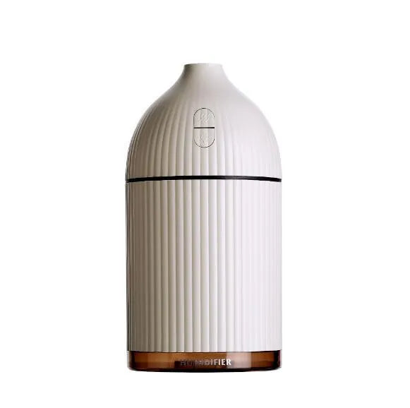 White 300ml ultrasonic aromatherapy diffuser with LED light and USB connection