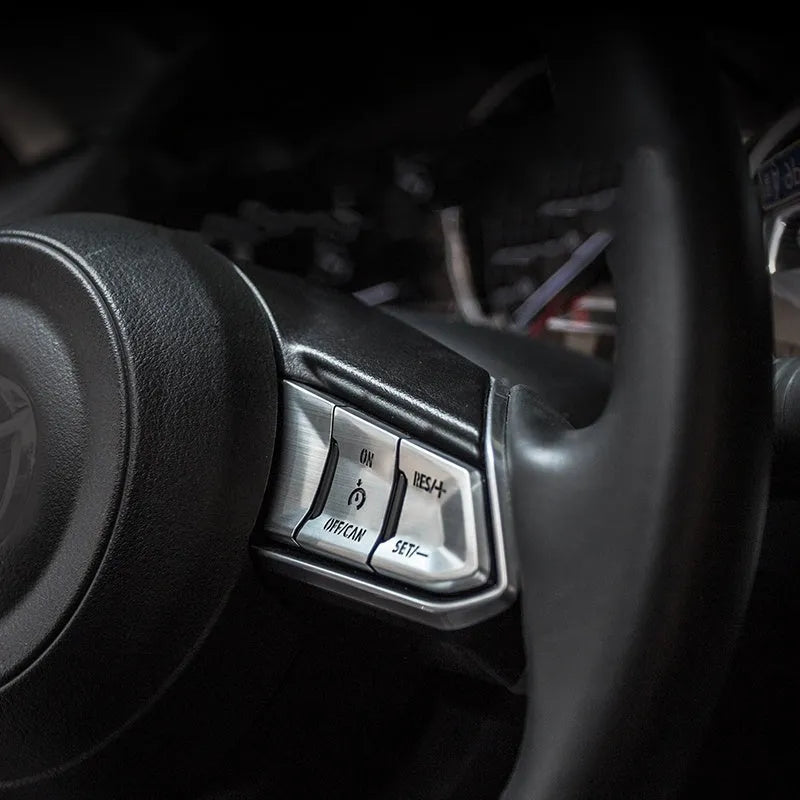 Aluminium alloy steering wheel decorative stickers with transparent button design