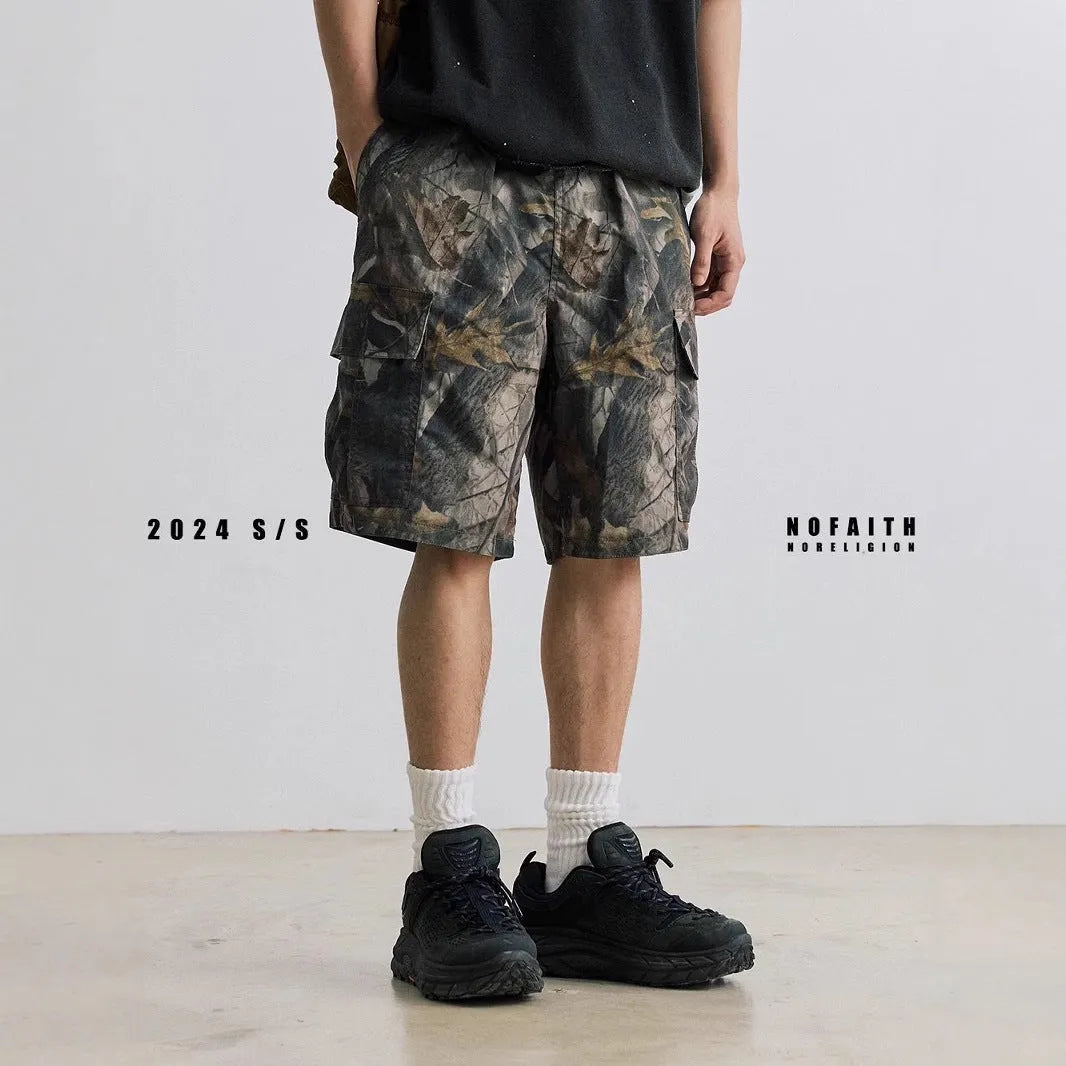 Loose fit denim shorts with elastic waist in black and army green colours