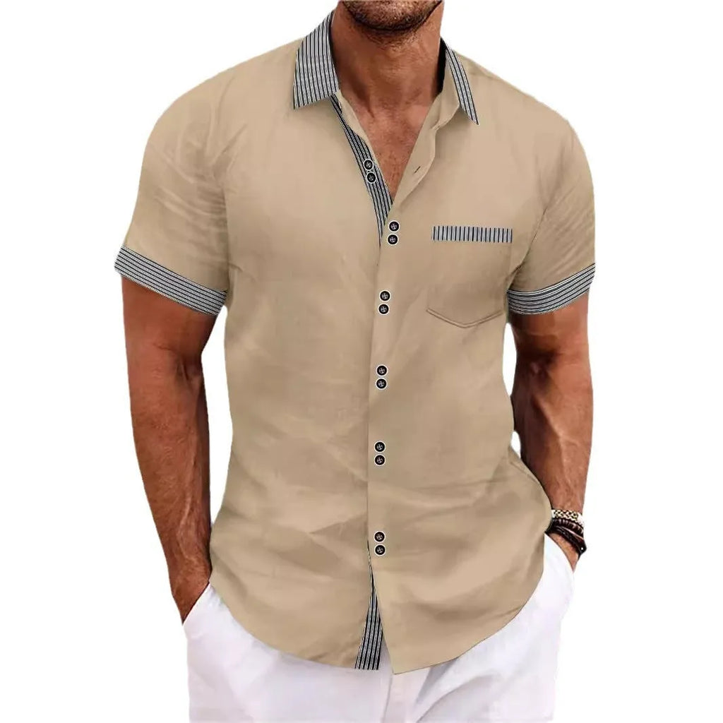Man wearing striped short sleeve casual shirt in pure cotton with slim fit