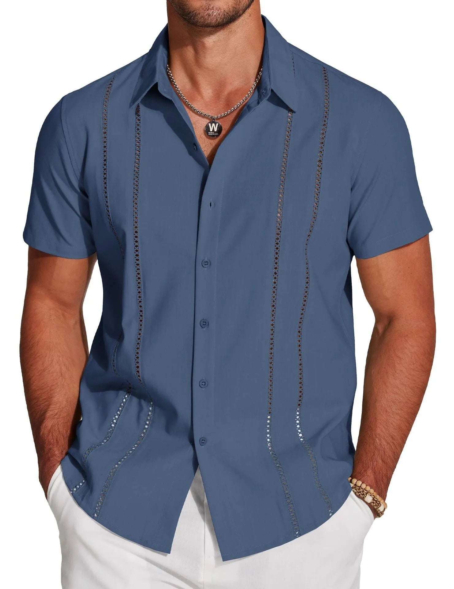 Men's slim fit short sleeve Hawaiian shirt with printed pattern in stretch polyester fabric.
