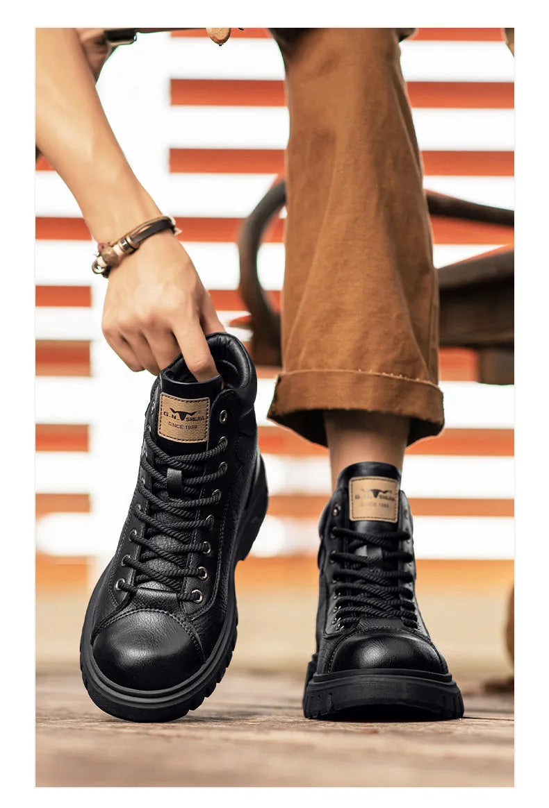 Men's high-top platform working boots in black PU leather with lace-up closure and rubber sole