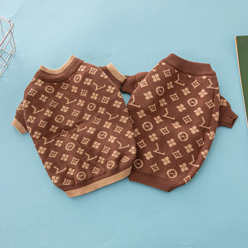 Wool dog sweater in monochrome or two-tone colours for autumn and winter wear